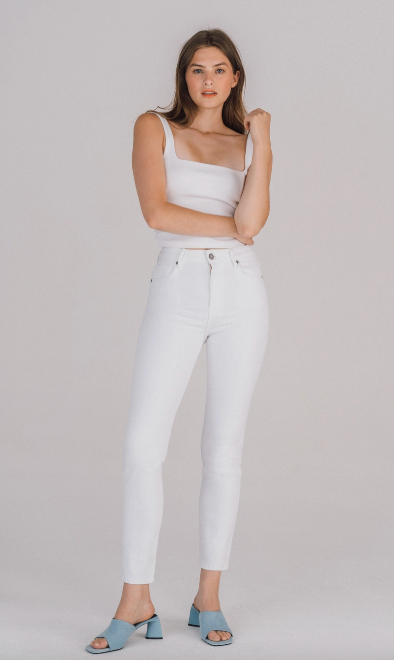 White 29" Inseam Tracey High Rise Straight