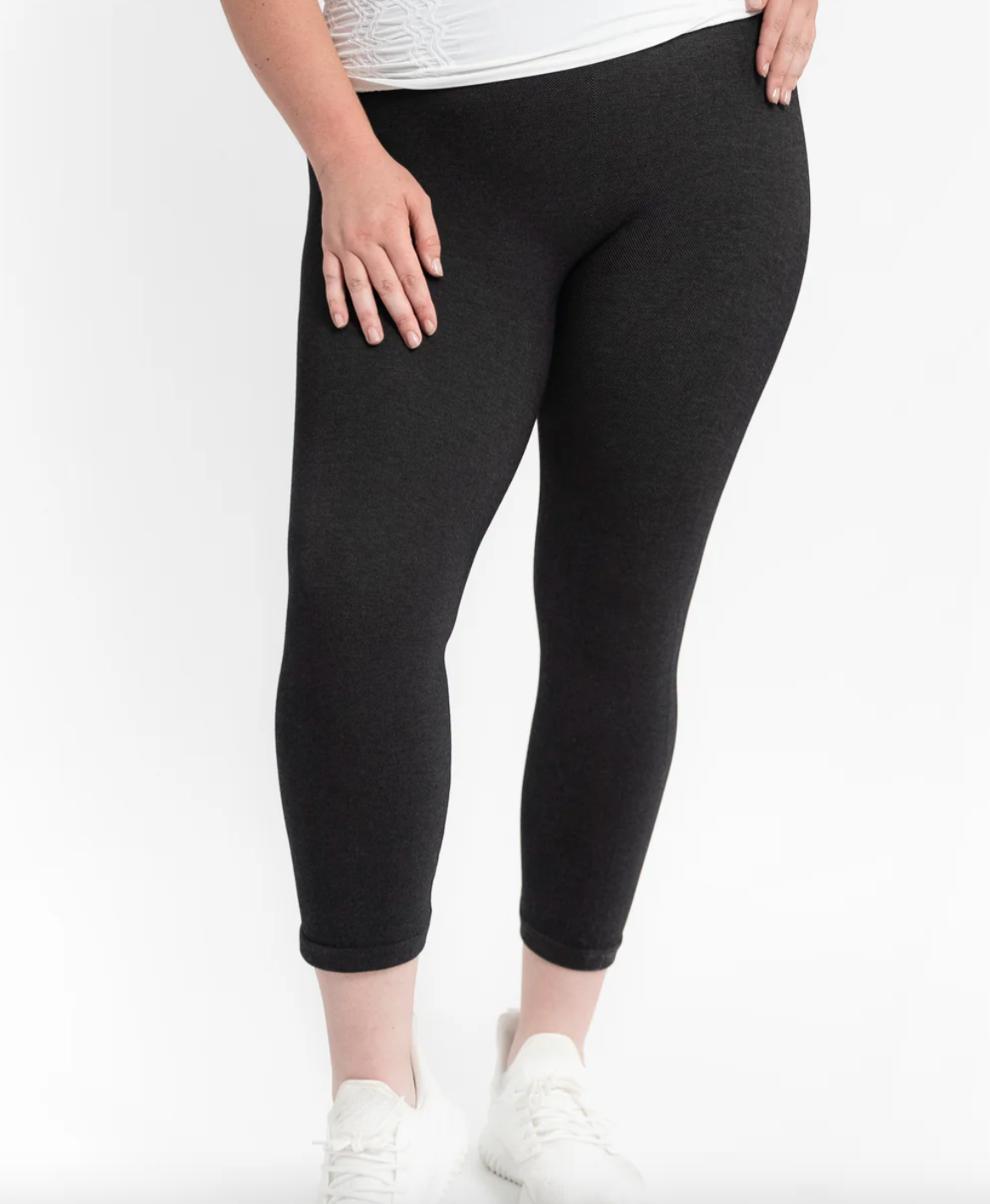 Curvy Fit High Waisted Crop Leggings